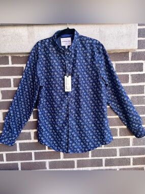 Men’s International Report Navy Floral Button-Down Shirt - Size Large